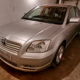 Toyota Avensis 2005