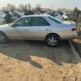 Toyota Camry 1999