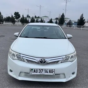 Toyota Camry 2012