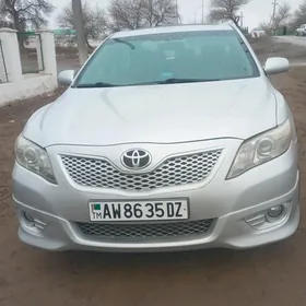 Toyota Camry 2011