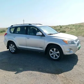 Toyota RAV4 2010