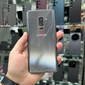 S9+ 4/64gb