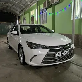 Toyota Camry 2017