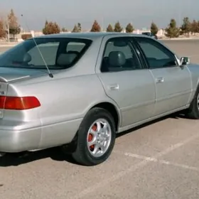 Toyota Camry 1999