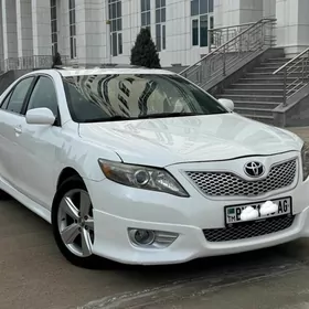 Toyota Camry 2010