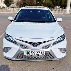 Toyota Camry 2020