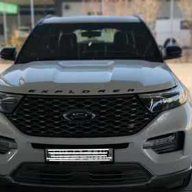 Ford Explorer 2022