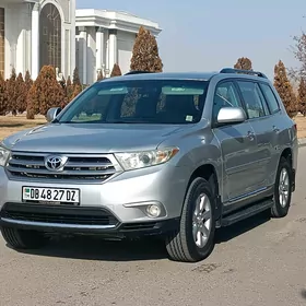 Toyota Highlander 2013