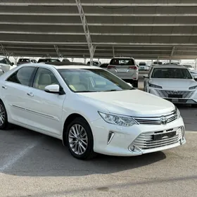 Toyota Camry 2016