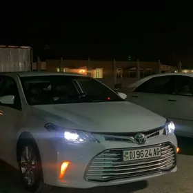 Toyota Avalon 2018