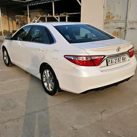 Toyota Camry 2017