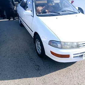 Toyota Carina 1993