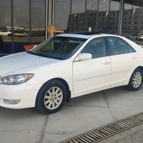 Toyota Camry 2005