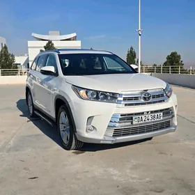 Toyota Highlander 2019