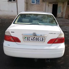 Toyota Avalon 2000