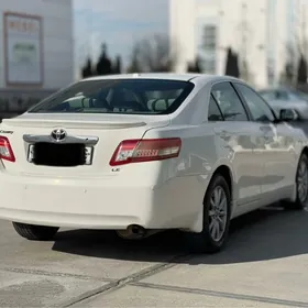 Toyota Camry 2010