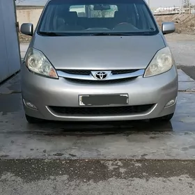 Toyota Sienna 2006