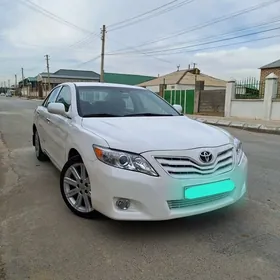 Toyota Camry 2010