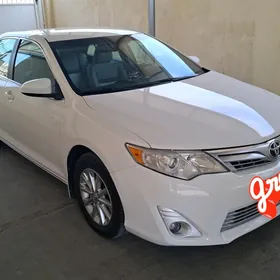 Toyota Camry 2012