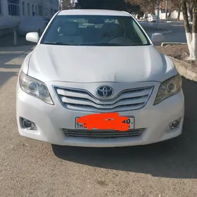 Toyota Camry 2011