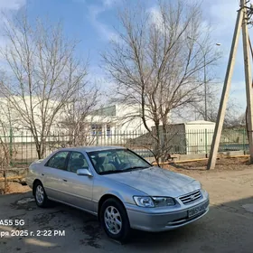 Toyota Camry 2000