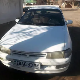 Toyota Carina 1995