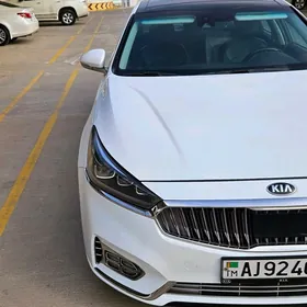 Kia Cadenza 2017