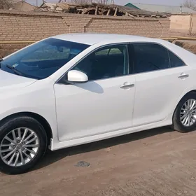 Toyota Camry 2012