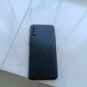 SAMSUNG A01