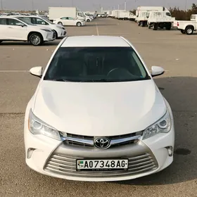 Toyota Camry 2015