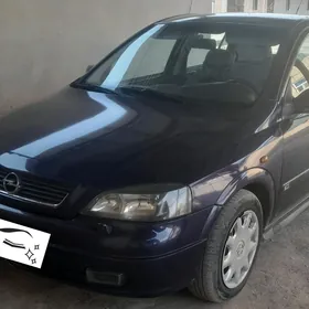 Opel Astra 1998