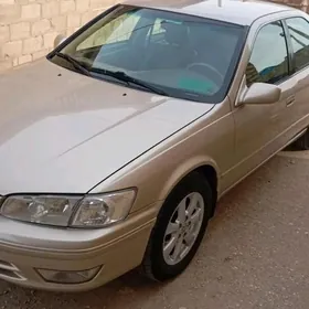 Toyota Camry 1999