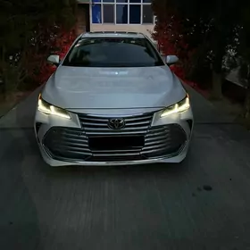 Toyota Avalon 2020