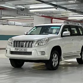 Toyota Land Cruiser Prado 2013