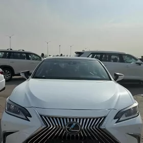 Lexus ES 350 2019