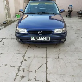 Opel Astra 1996