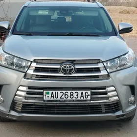 Toyota Highlander 2018