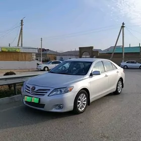 Toyota Camry 2010