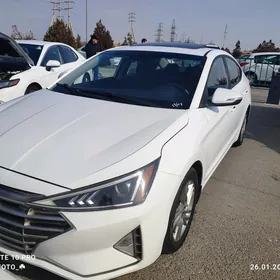 Hyundai Elantra 2020