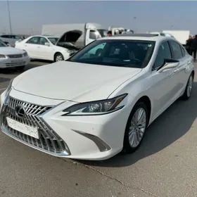 Lexus ES 350 2022