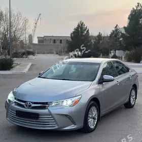 Toyota Camry 2017