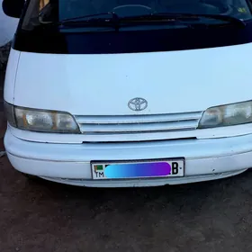 Toyota Previa 1991