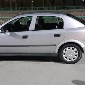 Opel Astra 2000