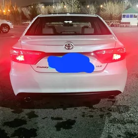 Toyota Camry 2017