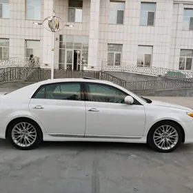 Toyota Avalon 2011