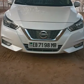 Nissan Versa 2020