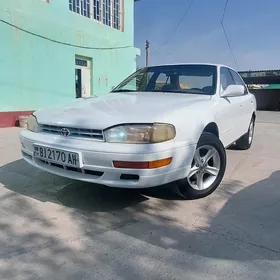 Toyota Camry 1993