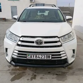 Toyota Highlander 2017