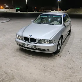 BMW E39 2001