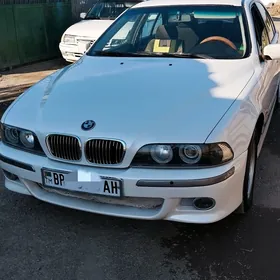 BMW E39 1998